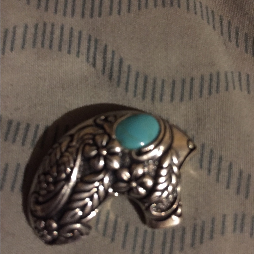 StSterling silver pendant with turquoise
